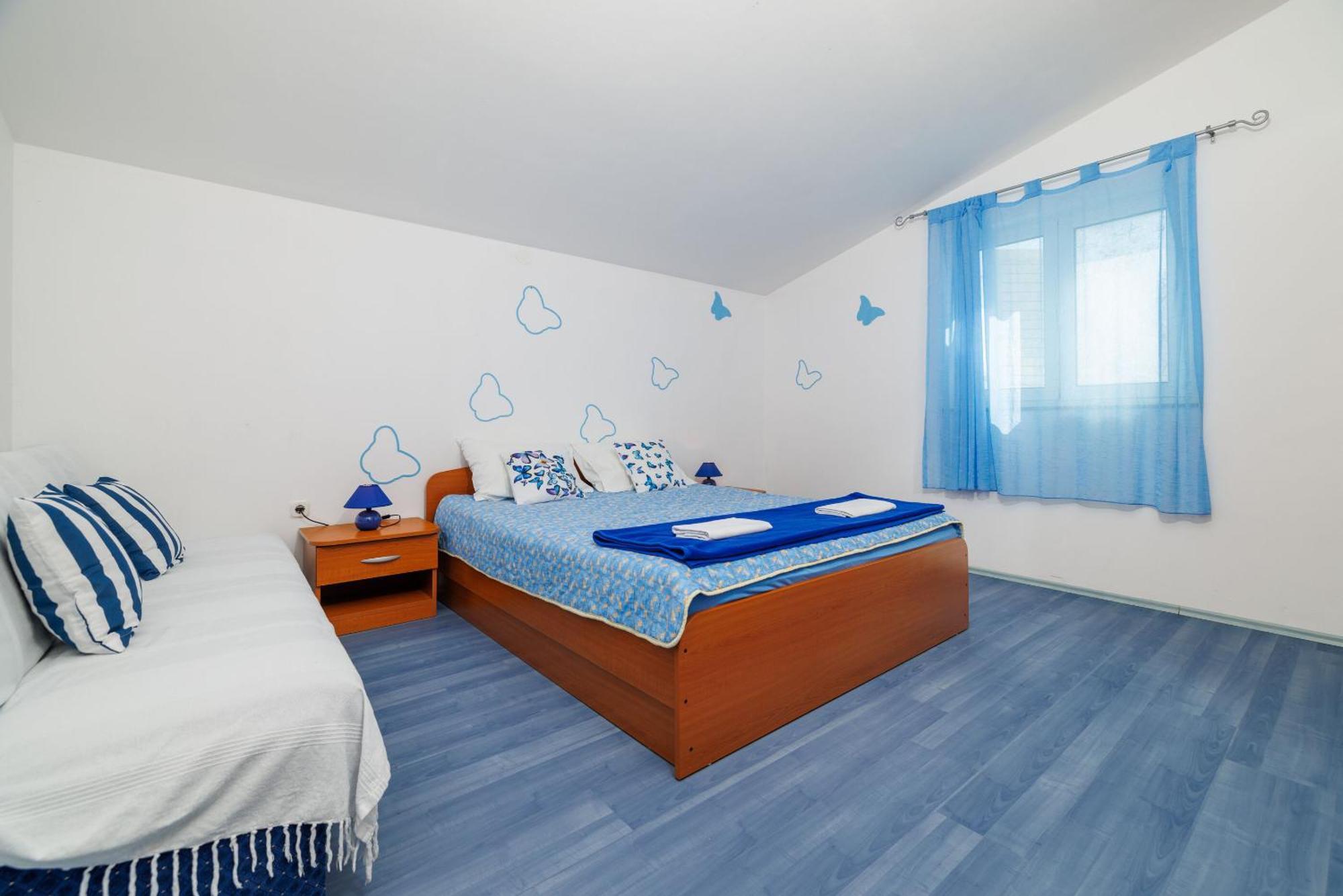 Apartments Mirela 카를로바크 외부 사진