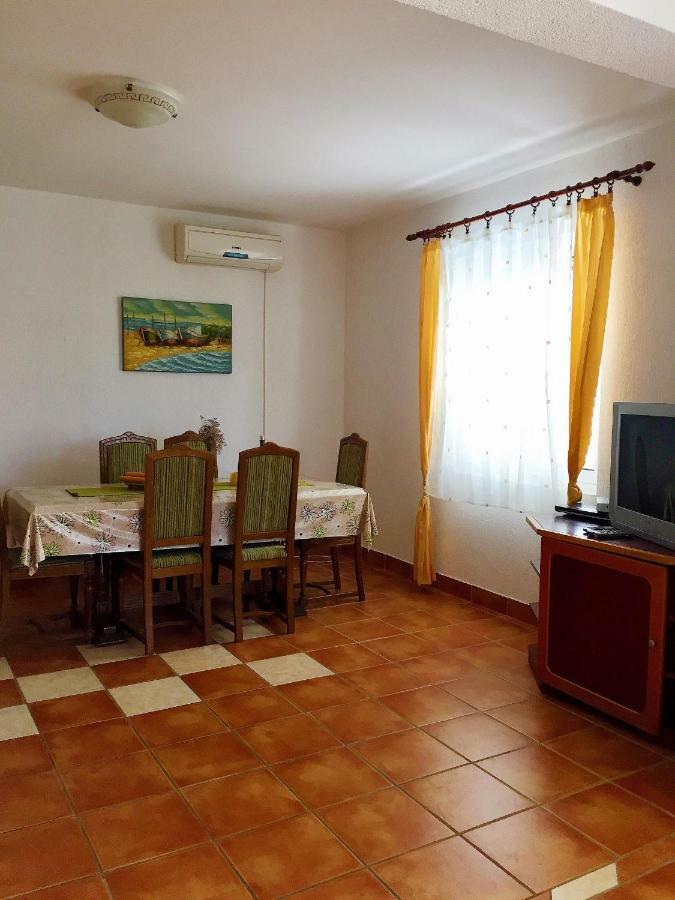 Apartments Mirela 카를로바크 외부 사진